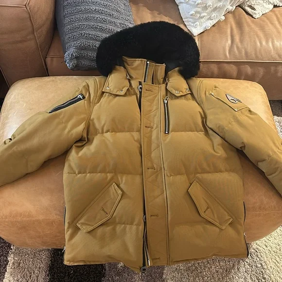 Moose Knuckles Men’s coat